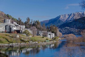 DoubleTree by Hilton Hotel Queenstown