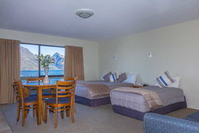 Earnslaw Lodge