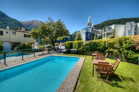 Four Seasons Motel