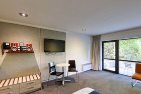 Garden Court Suites and Apartments
