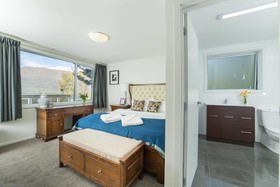 Gemini Lake View Villa