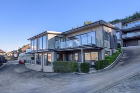 Goldrush Vista