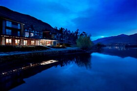 Hilton Queenstown Resort & Spa