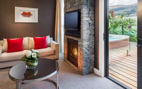 Hilton Queenstown Resort & Spa