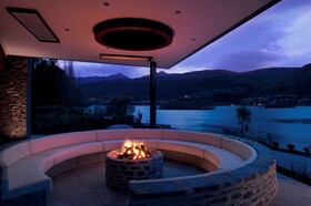 Hilton Queenstown Resort & Spa