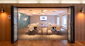 Holiday Inn Express & Suites Queenstown