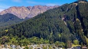 Holiday Inn Express & Suites Queenstown