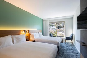 Holiday Inn Express & Suites Queenstown