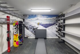Holiday Inn Express & Suites Queenstown