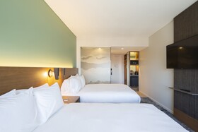 Holiday Inn Express & Suites Queenstown