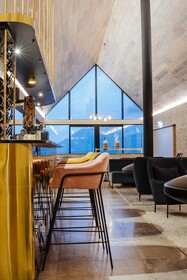 Kamana Lakehouse