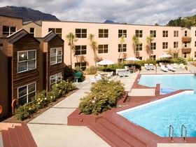 Mercure Queenstown Resort