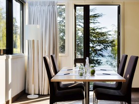 Novotel Queenstown Lakeside