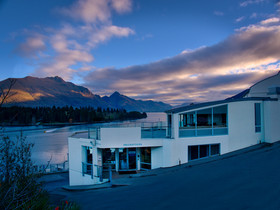 Oaks Club Resort
