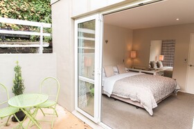 Queenstown House Boutique Bed & Breakfast & Apartments