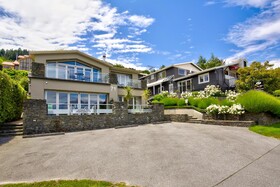 Queenstown House Boutique Bed & Breakfast & Apartments