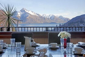 Queenstown House Boutique Bed & Breakfast & Apartments