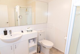 Queenstown House Boutique Bed & Breakfast & Apartments