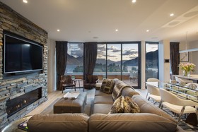 Ramada by Wyndham Queenstown Central