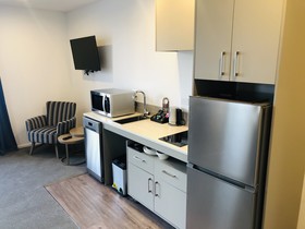 Ramada by Wyndham Queenstown Central
