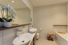 Ramada by Wyndham Queenstown Central