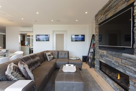 Ramada by Wyndham Queenstown Central