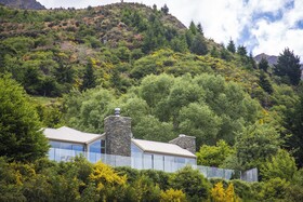 Riverview Retreat