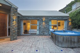 Riverview Retreat