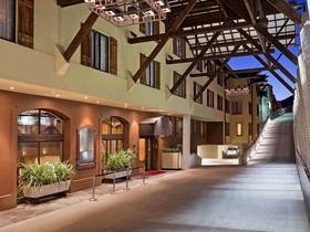 St Moritz Queenstown - MGallery Collection