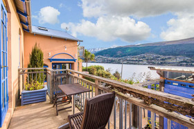 Sunny Lakeview Villa