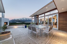 Whakata On Whitbourn