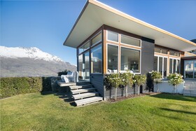 Whakata On Whitbourn