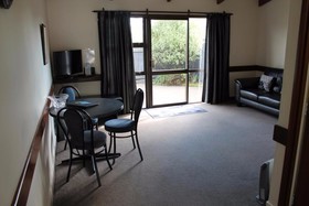 Richmond Motel & Top 10 Holiday Park