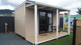 Richmond Motel & Top 10 Holiday Park