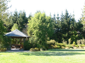 Garden View Bed & Breakfast