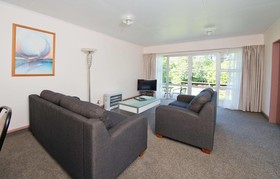 Golden Bay Motel