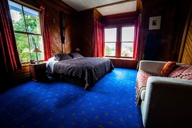 Shady Rest Boutique Luxury Bed & Breakfast