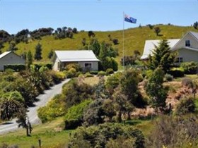 Blue Thistle Cottage