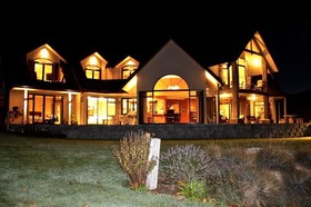 Dock Bay Lodge
