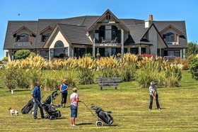 Dock Bay Lodge