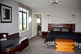 Dock Bay Lodge