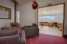 Fiordland National Park Lodge