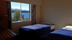 Fiordland National Park Lodge