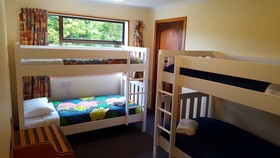 Fiordland National Park Lodge