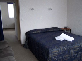 Parklands Motel