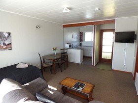 Anchor Motel & Timaru Backpackers