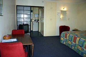 Townhouse Motel