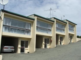 Townhouse Motel