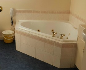 Townhouse Motel