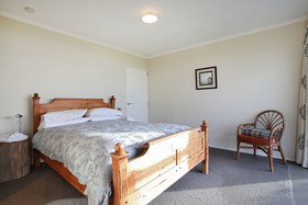 Catlins Beach House